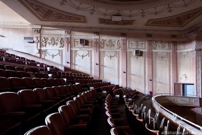 Another view from the side of the balcony.