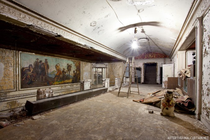 The foyer of the Fabian Theatre.