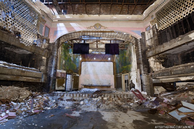 A lot of the original decor survived the theater's transformations over the years.
