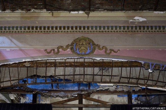 A close up of the proscenium arch.