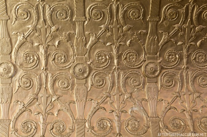 A close up of some of the plaster-work on the side of the proscenium. 