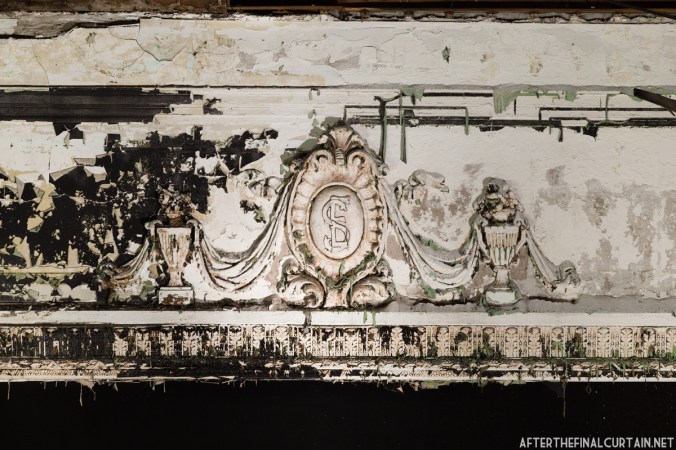 A close up of the proscenium arch.