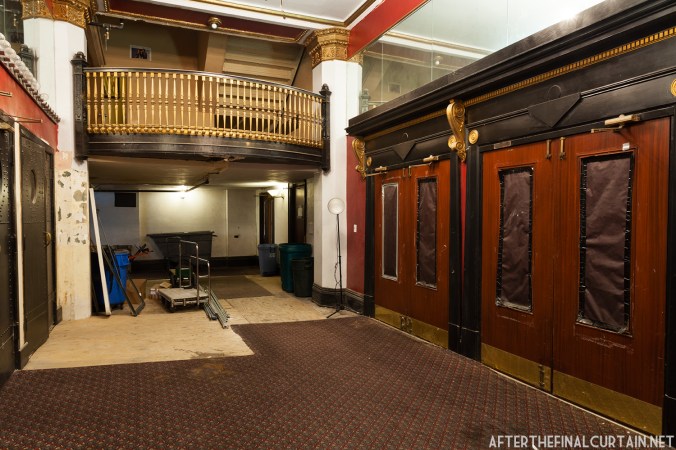 Studebaker_Theatre_04