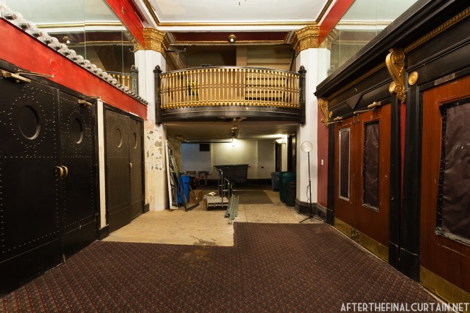 Studebaker_Theatre_05