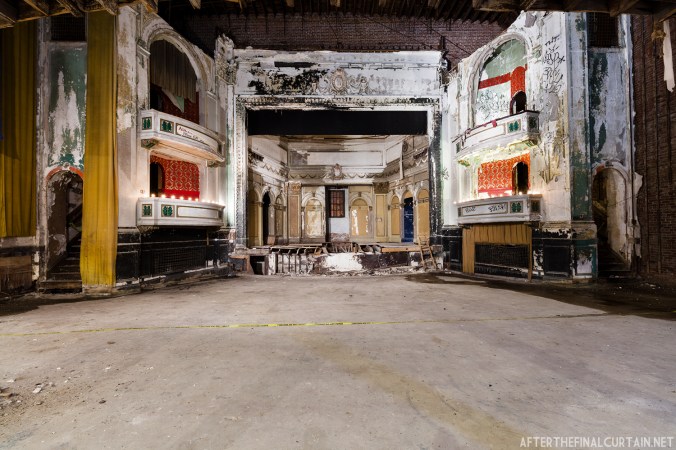 Everett_Square_Theatre_09_30_17_015